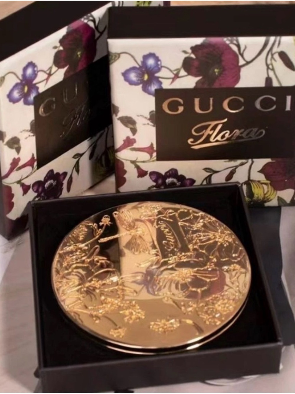 Gucci Gold Embossed Floral Compact Mirror NIB